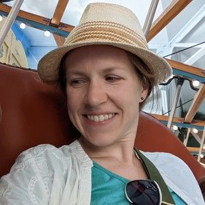 Meet your Posher, Brenda